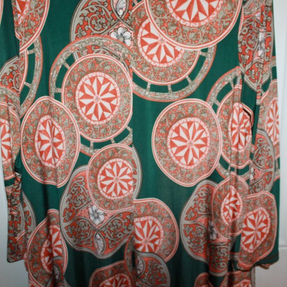 LIMITED TIME SALE: Green and Orange Boho Mini Dress Size 3XL - Picture 8 of 10
